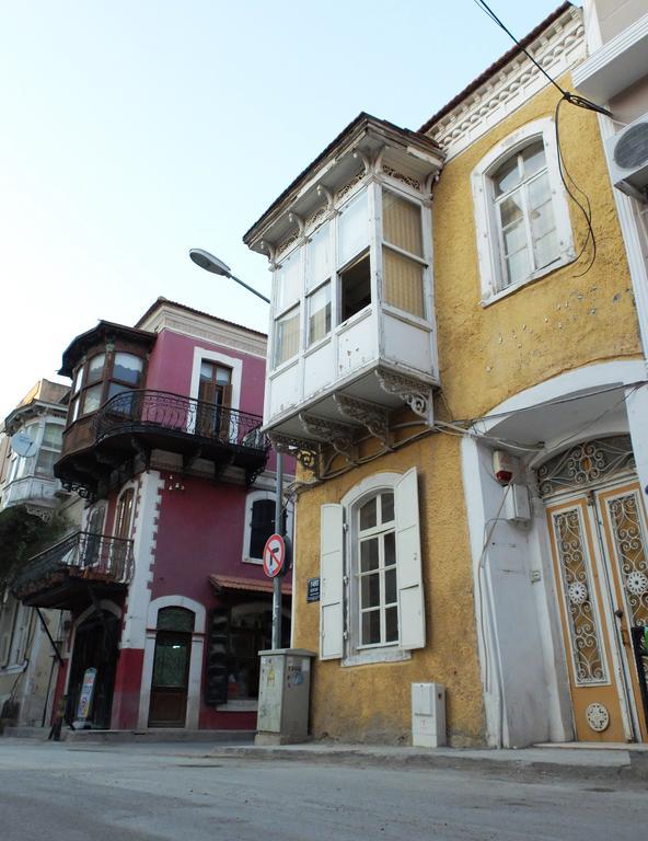 My Happy Home Hostel Izmir Eksteriør billede