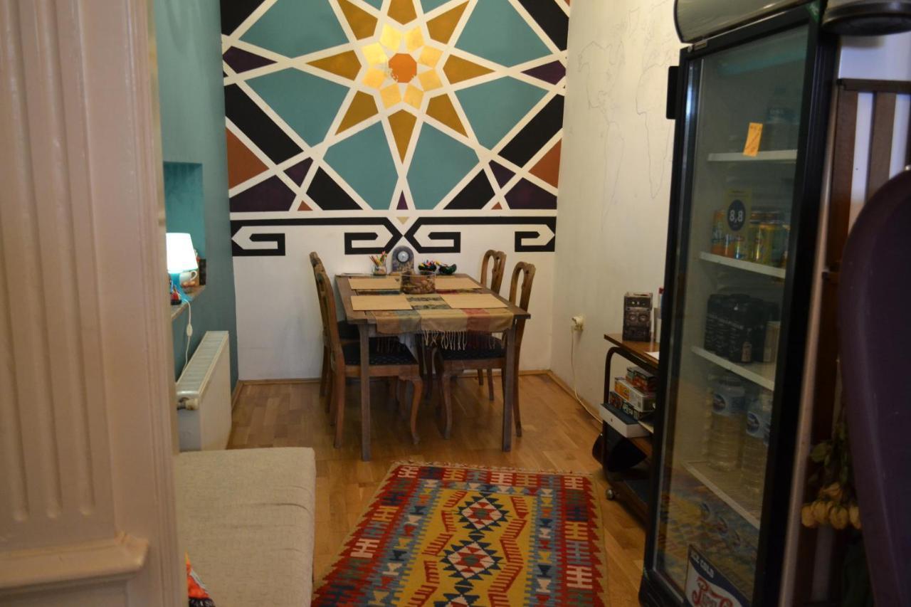 My Happy Home Hostel Izmir Eksteriør billede